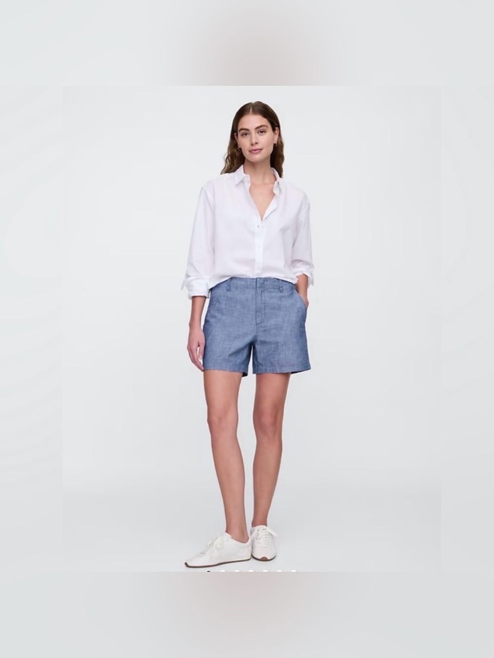 GAP 5” Downtown Khaki Shorts
Chambray Blue - 100% Cotton